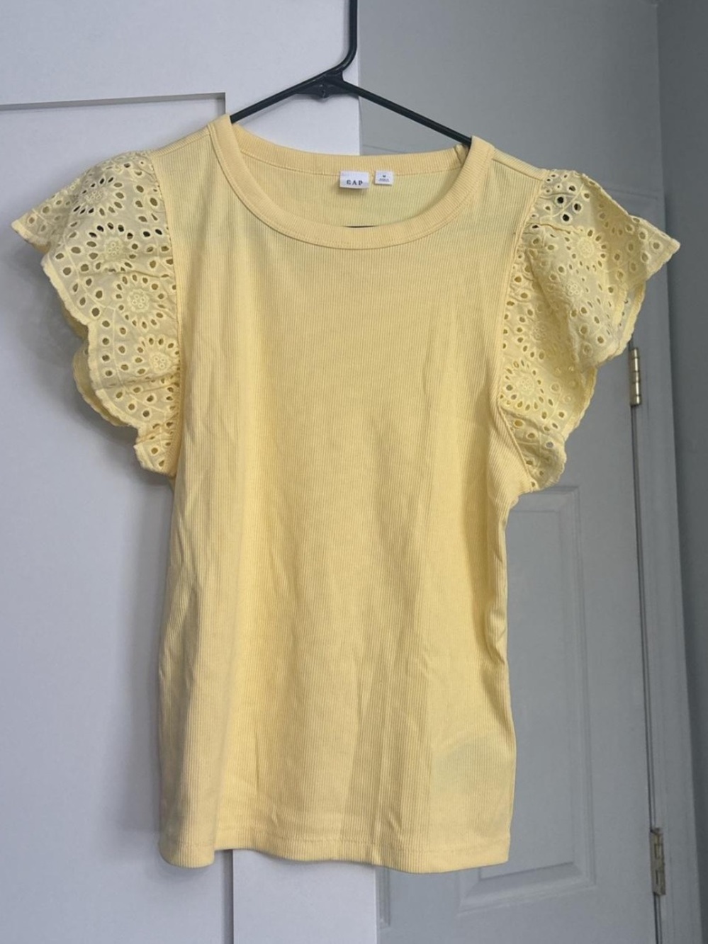 GAP Pale Yellow Eyelet Flutter Sleeve Top